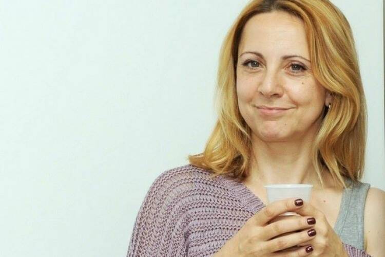 Debora Villa in "Venti di risate"